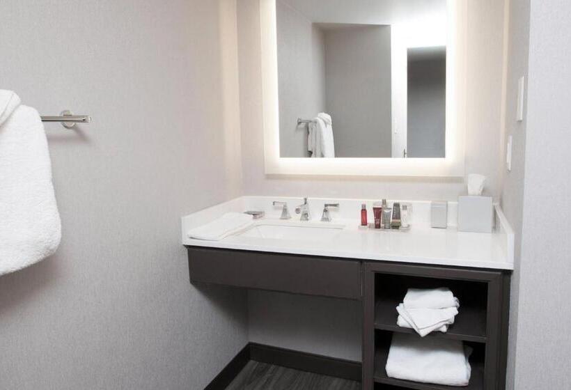 Niagara Falls Marriott Fallsview Hotel & Spa