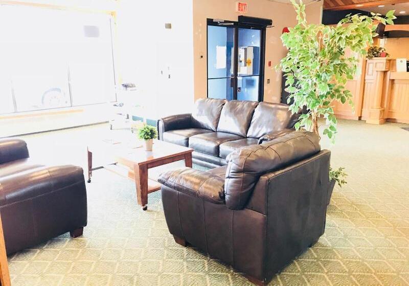 Northern Star Hotel & Convention Center