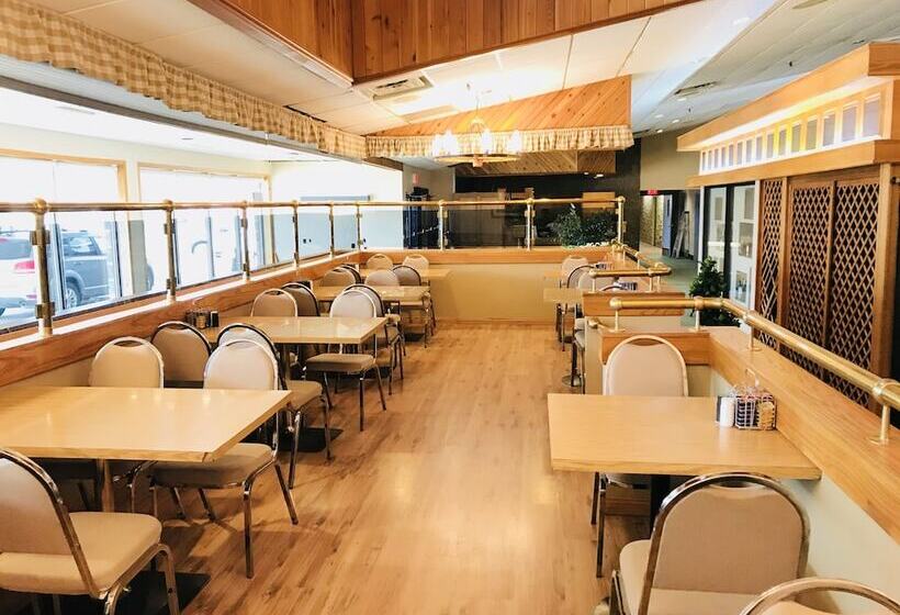 Northern Star Hotel & Convention Center