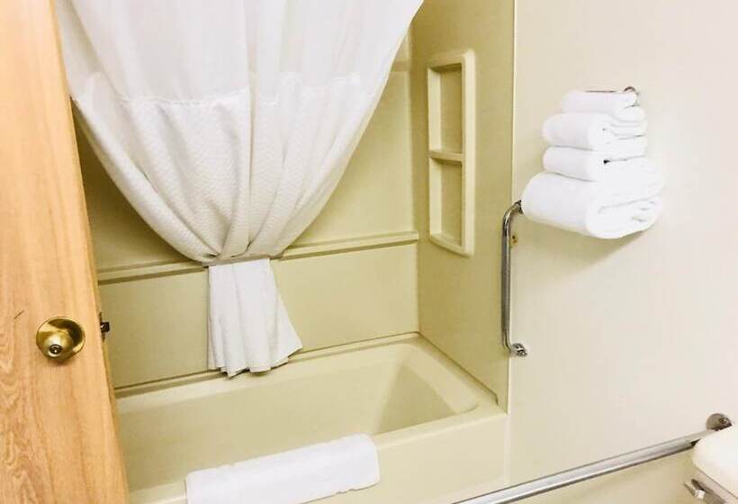 Northern Star Hotel & Convention Center