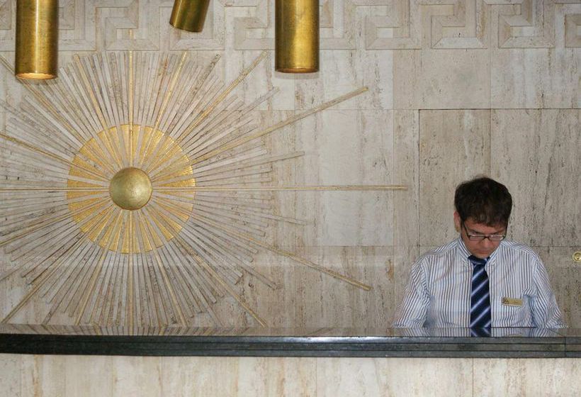 호텔 Paul's Motor Inn