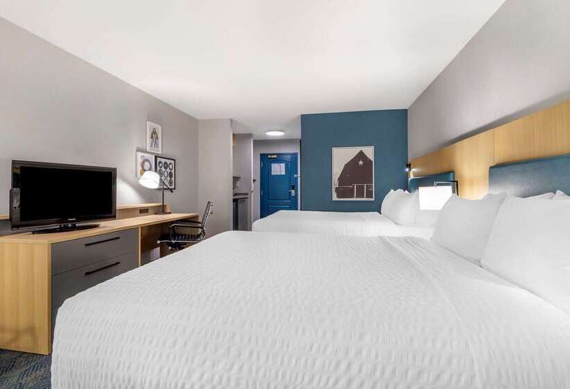 Clarion Hotel & Conference Centre