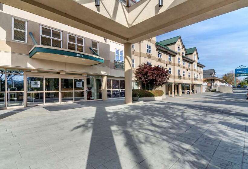 Clarion Hotel & Conference Centre