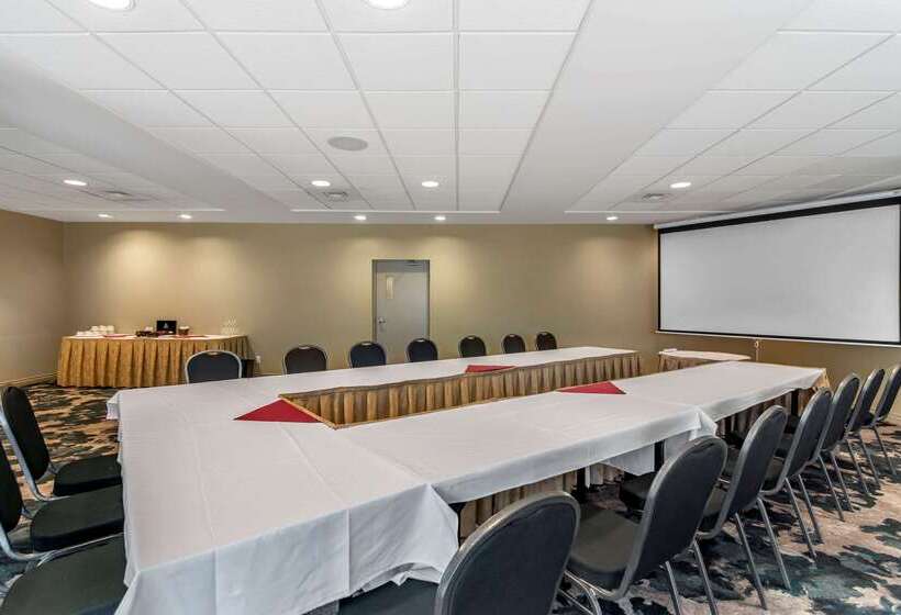 Clarion Hotel & Conference Centre