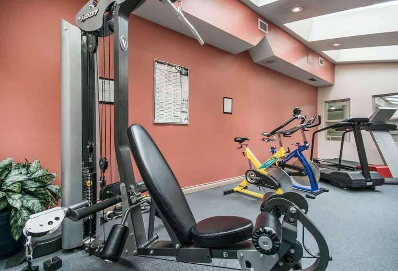 Clarion Hotel & Conference Centre