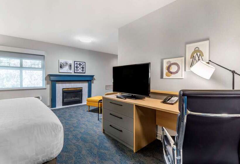 Clarion Hotel & Conference Centre