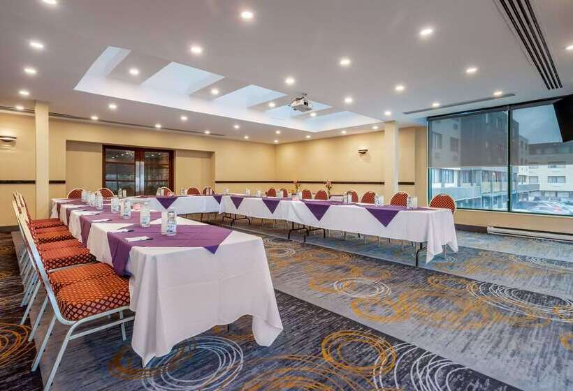 Quality Hotel Dorval Aeroport