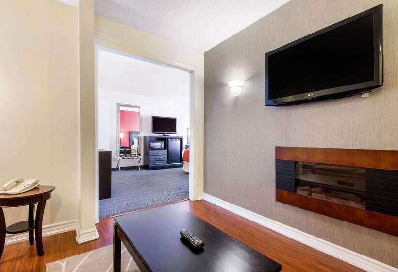 호텔 Quality Inn & Suites 5585 Ambler Drive Mississauga Ontario