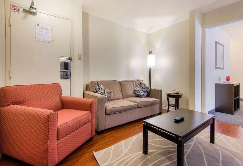 호텔 Quality Inn & Suites 5585 Ambler Drive Mississauga Ontario