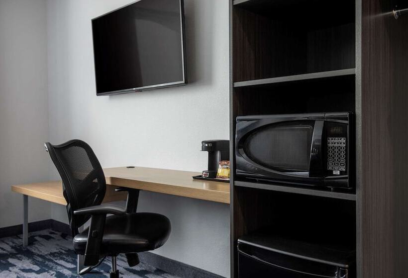 ホテル Quality Inn & Suites