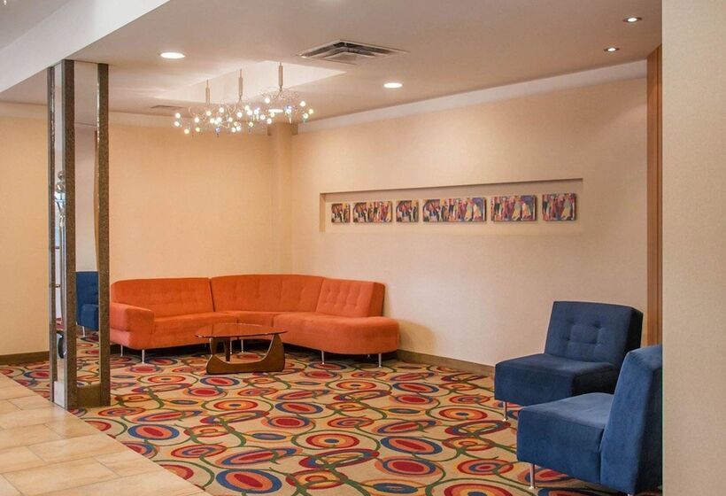 ホテル Quality Inn & Suites