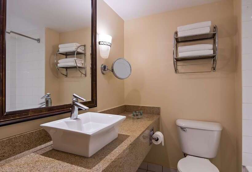 Radisson Hotel Montreal Airport