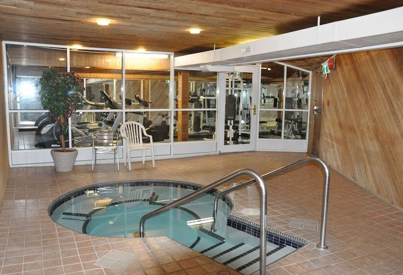 בית מלון כפרי Ramada By Wyndham Abbotsford