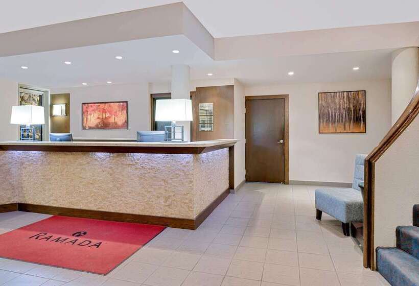 هتل Ramada By Wyndham Kamloops
