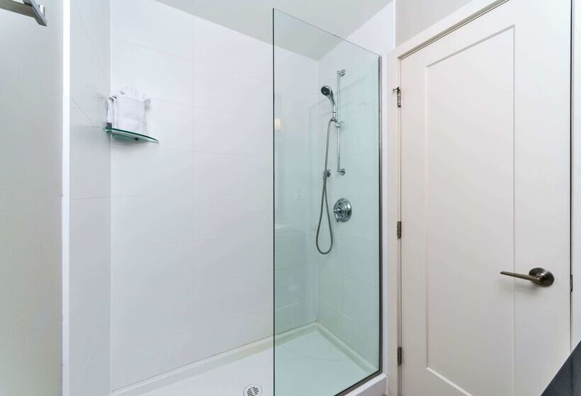 ホテル Balcomo, A Ramada By Wyndham