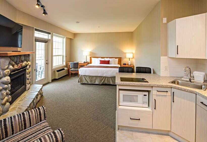 ホテル Balcomo, A Ramada By Wyndham