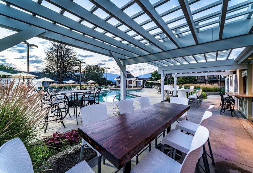 ホテル Balcomo, A Ramada By Wyndham