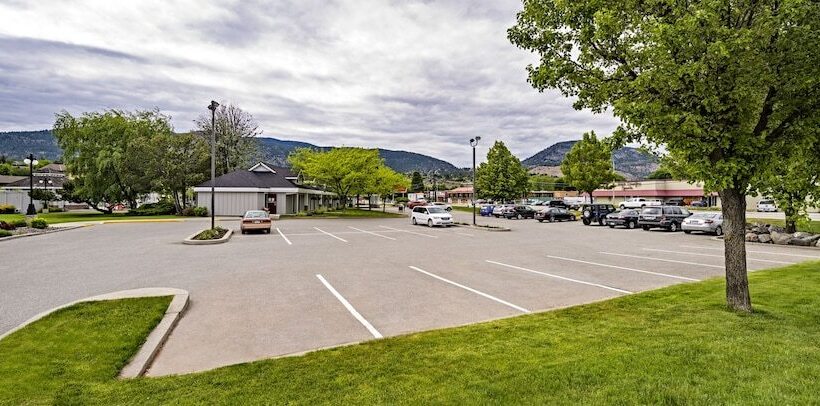 ホテル Balcomo, A Ramada By Wyndham