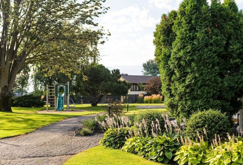 ホテル Balcomo, A Ramada By Wyndham