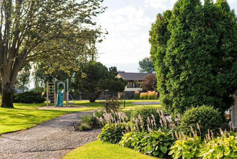 ホテル Balcomo, A Ramada By Wyndham