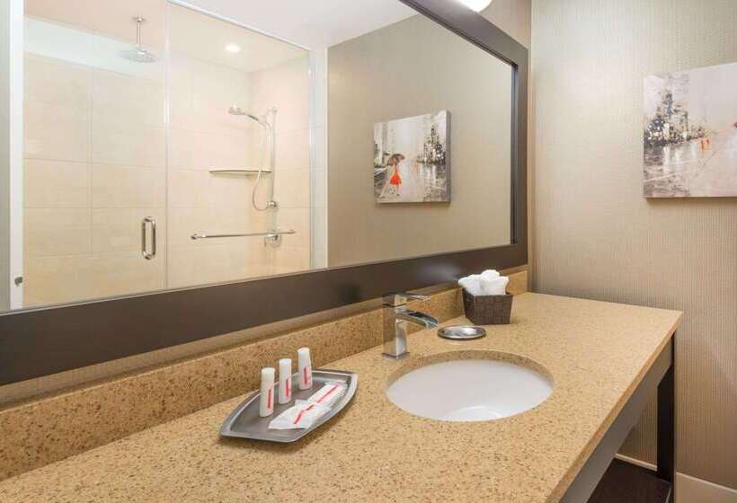 ホテル Ramada By Wyndham St. John's