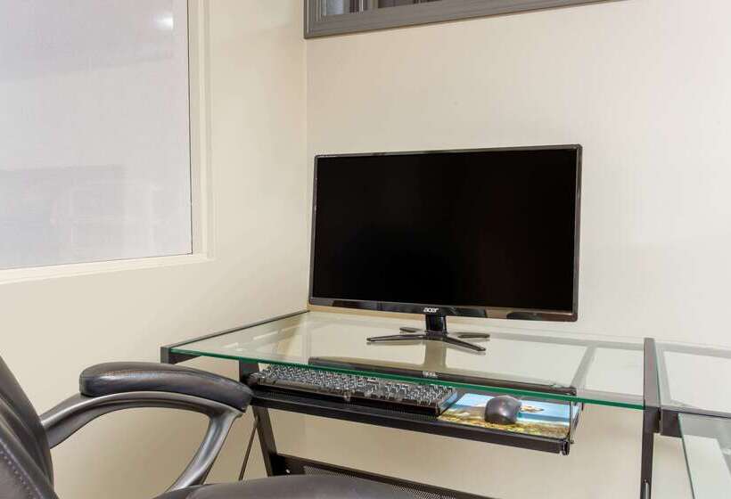 ホテル Ramada By Wyndham Williams Lake