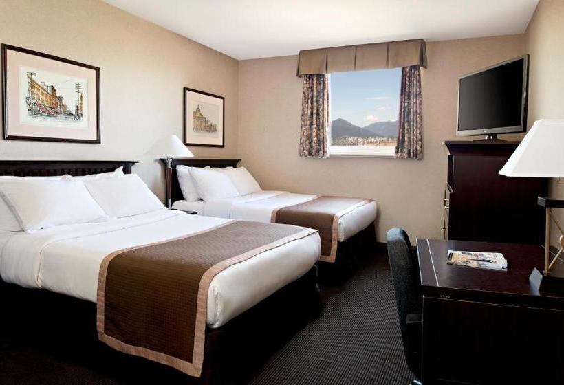 호텔 Ramada Limited Downtown Vancouver