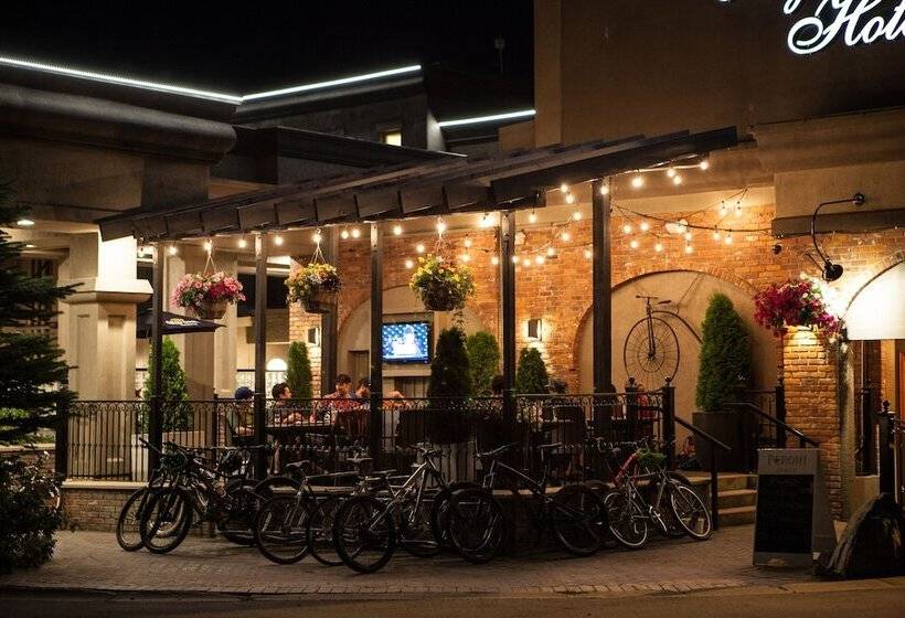 Regent Hotel Revelstoke