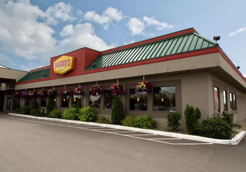 Sandman Hotel Edmonton West