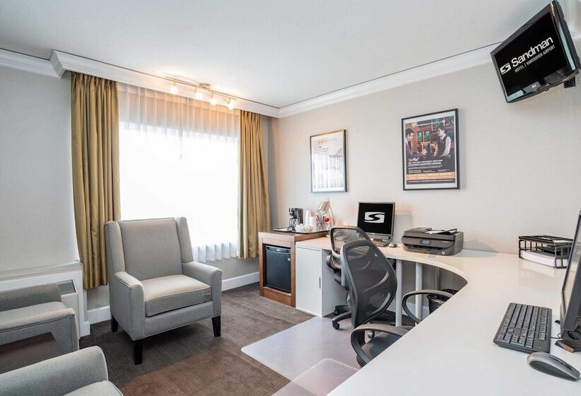 Sandman Hotel Vancouver Airport