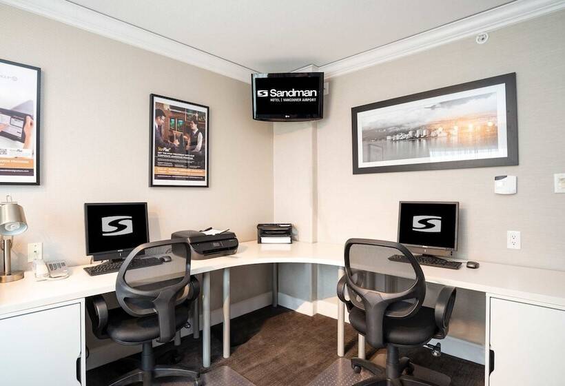 Sandman Hotel Vancouver Airport