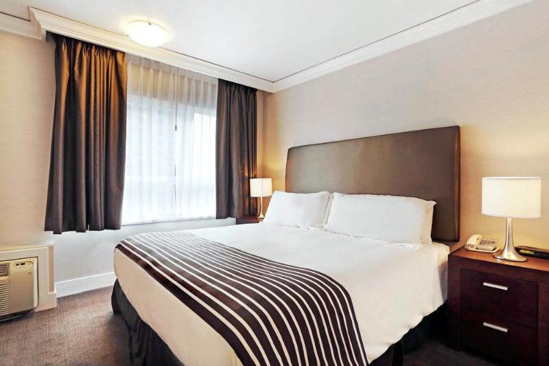 Sandman Hotel Vancouver Airport