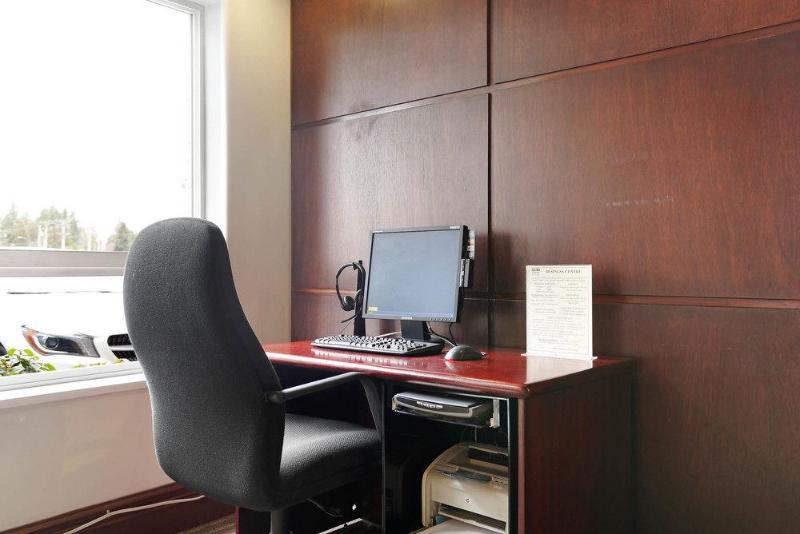 Sandman Hotel Vancouver Airport