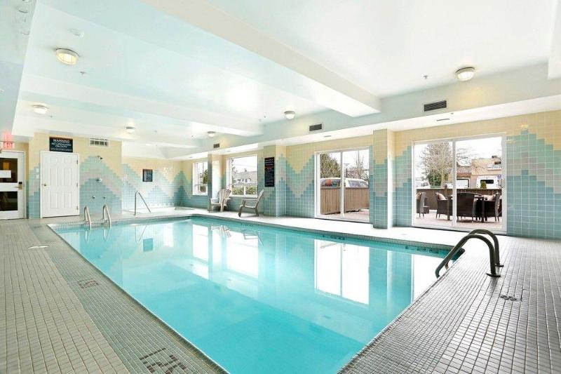 Sandman Hotel Vancouver Airport