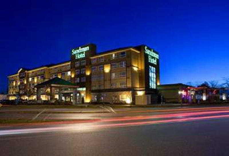 Sandman Hotel Vancouver Airport