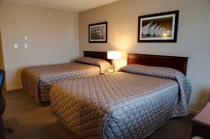 Sandman Hotel Vancouver Airport