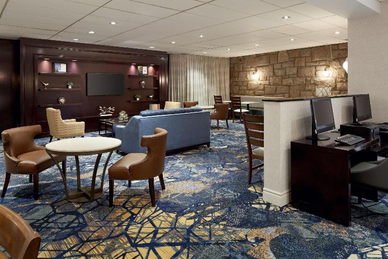 Отель Sheraton Montreal Airport