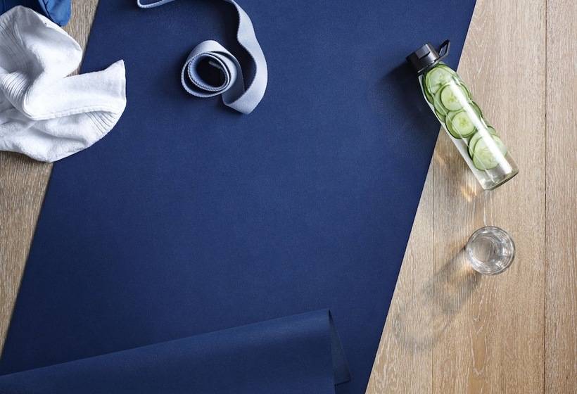 בית מלון כפרי Sheraton Suites Calgary Eau Claire