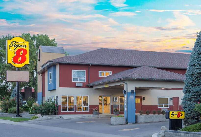 Hotel Super 8 By Wyndham Lethbridge