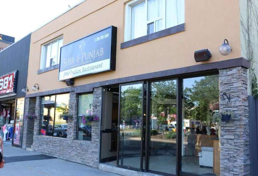 酒店 The Falls Family Lodge