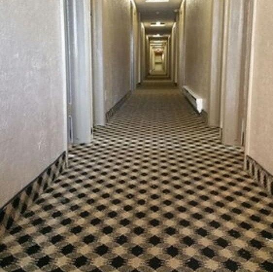 酒店 The Falls Family Lodge