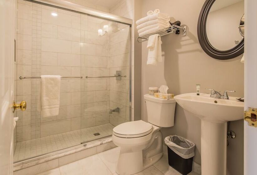 호텔 Idlewyld Inn & Spa