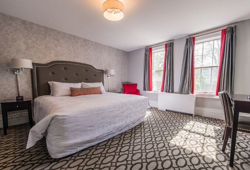 فندق Idlewyld Inn & Spa