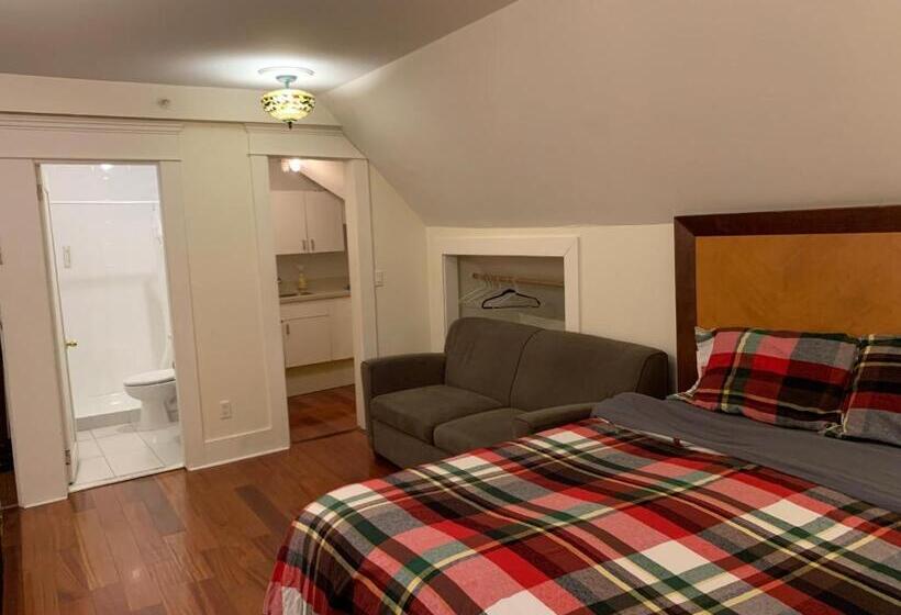 Отель Manor Guest House