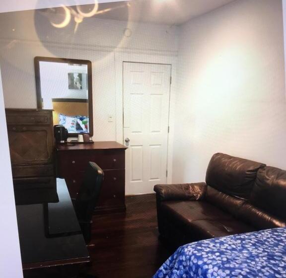 Отель Manor Guest House