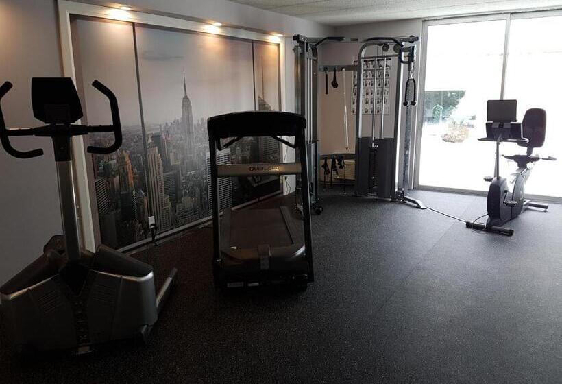 فندق Days Inn By Wyndham Sudbury & Conference Centre