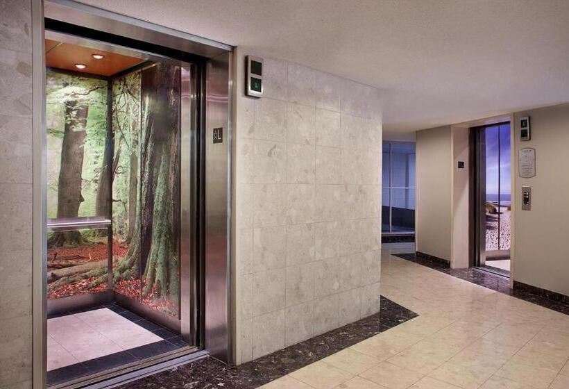 Toronto Don Valley Hotel And Suites