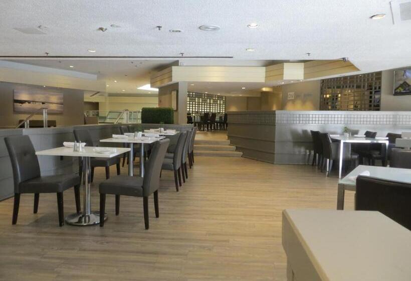 Toronto Don Valley Hotel And Suites