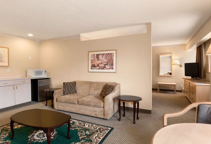 فندق Travelodge Calgary University