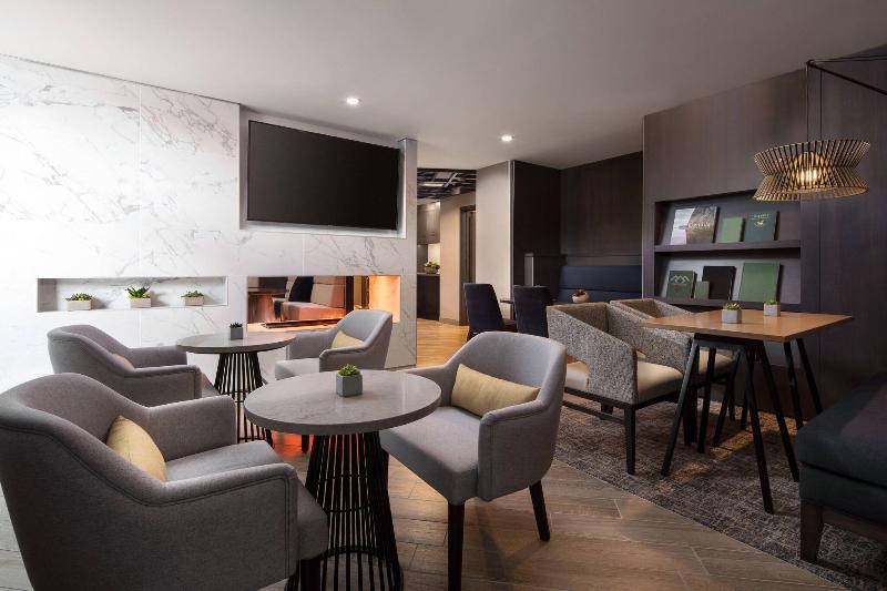 ホテル Vancouver Airport Marriott